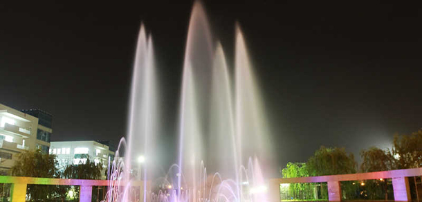 西安交通大学城市学院 - 最美大学