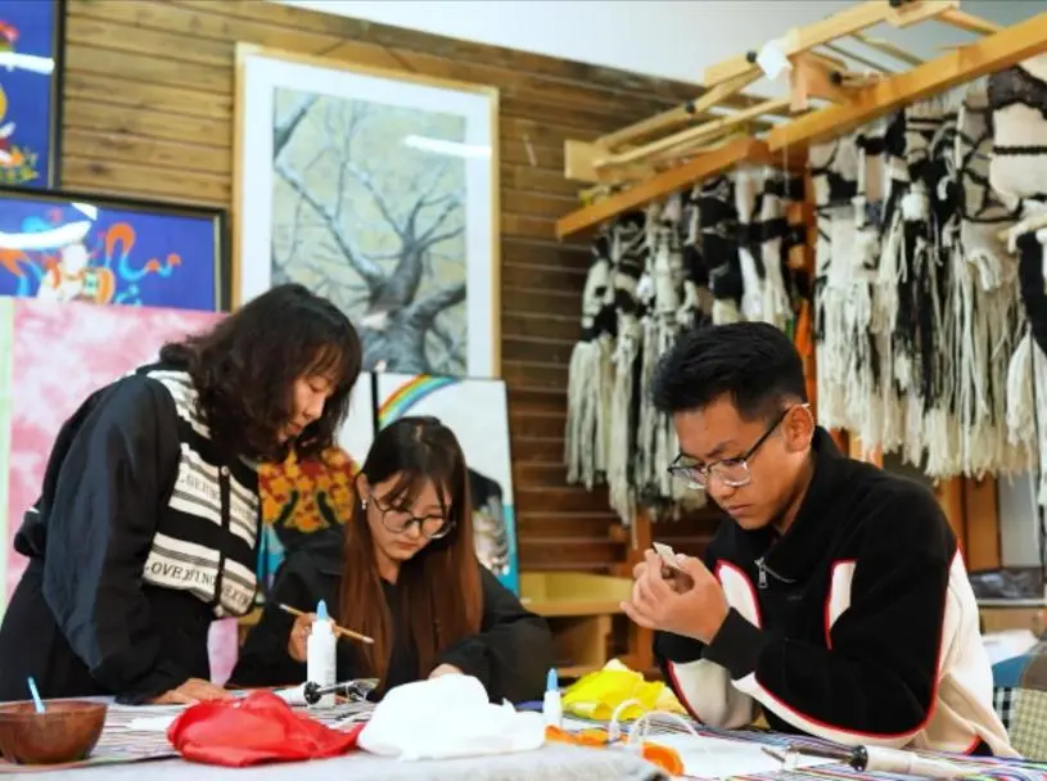 甘肃民族师范学院－2025年招生简章