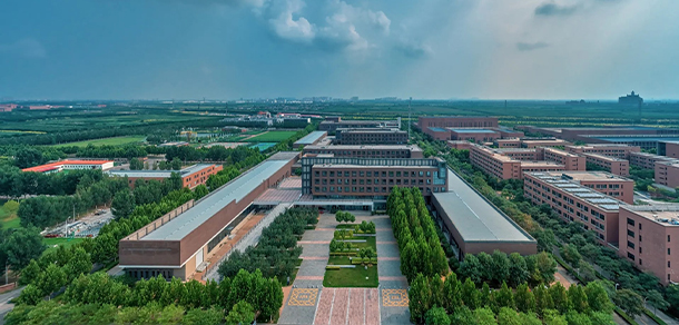 天津大学