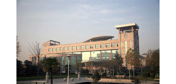 天津外国语大学滨海外事学院 - 最美大学