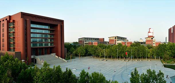 河北大学