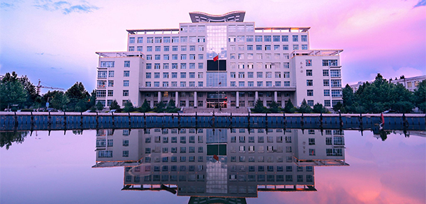 山西医药学院