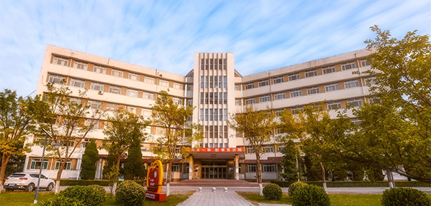 山西医药学院 - 最美大学