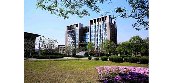 沈阳工程学院 - 最美院校