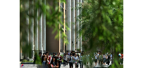 辽宁广告职业学院 - 最美大学