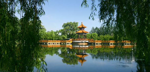 哈尔滨商业大学