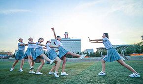 黑龙江工业学院