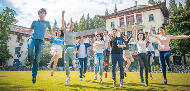 同济大学 - 最美大学