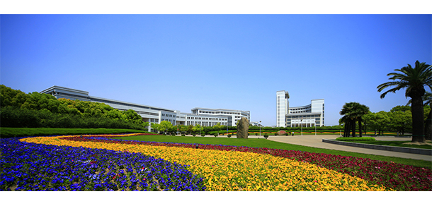 上海大学 - 最美大学
