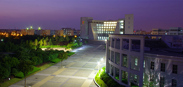 上海大学 - 最美大学