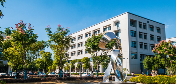 上海大学 - 最美大学