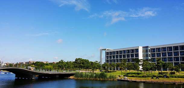 上海海事大学