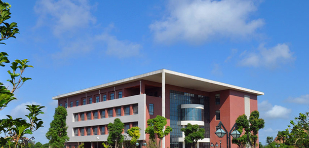 上海旅游高等专科学校 - 最美大学